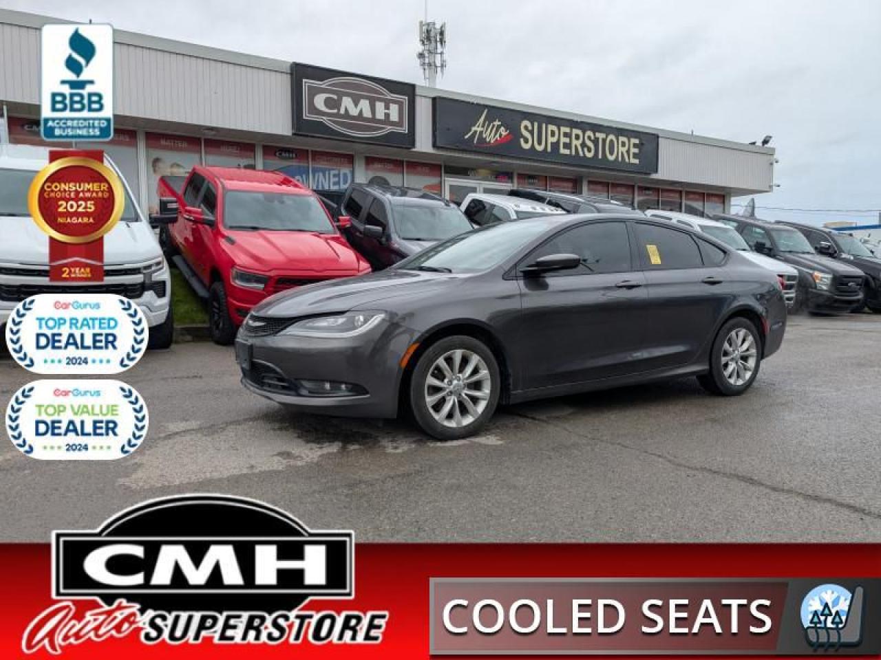Used 2015 Chrysler 200 S  **30 SERVICE RECORDS** for sale in St. Catharines, ON