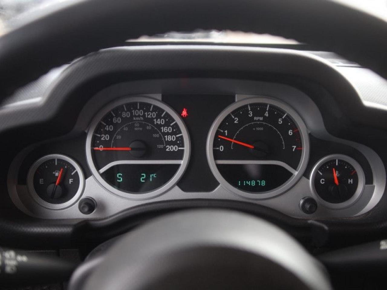 2010 Jeep Wrangler Sahara  **LOW KMS - MANUAL** Photo