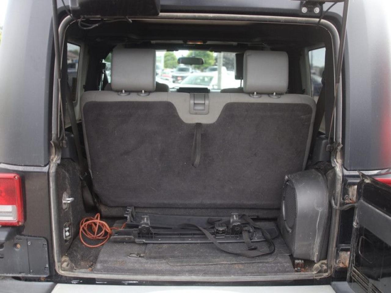 2010 Jeep Wrangler Sahara  **LOW KMS - MANUAL** Photo