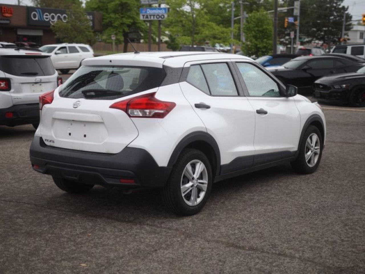 2019 Nissan Kicks S  **LOW KMS - 19 SERVICE RECORDS** Photo3