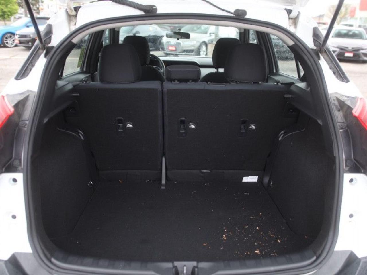 2019 Nissan Kicks S  **LOW KMS - 19 SERVICE RECORDS** Photo