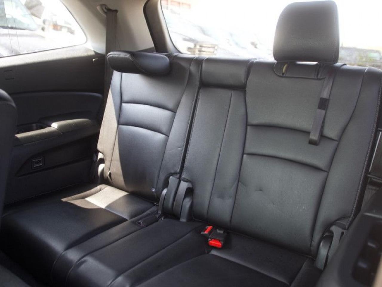2017 Honda Pilot EX-L RES  **SUNROOF - REAR DVD** Photo