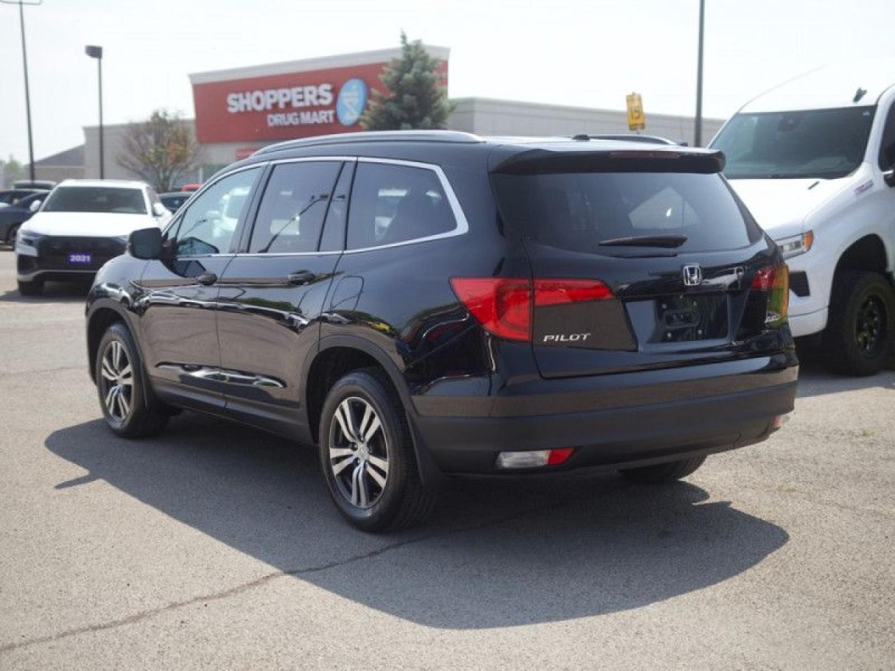 2017 Honda Pilot EX-L RES  **SUNROOF - REAR DVD** Photo2
