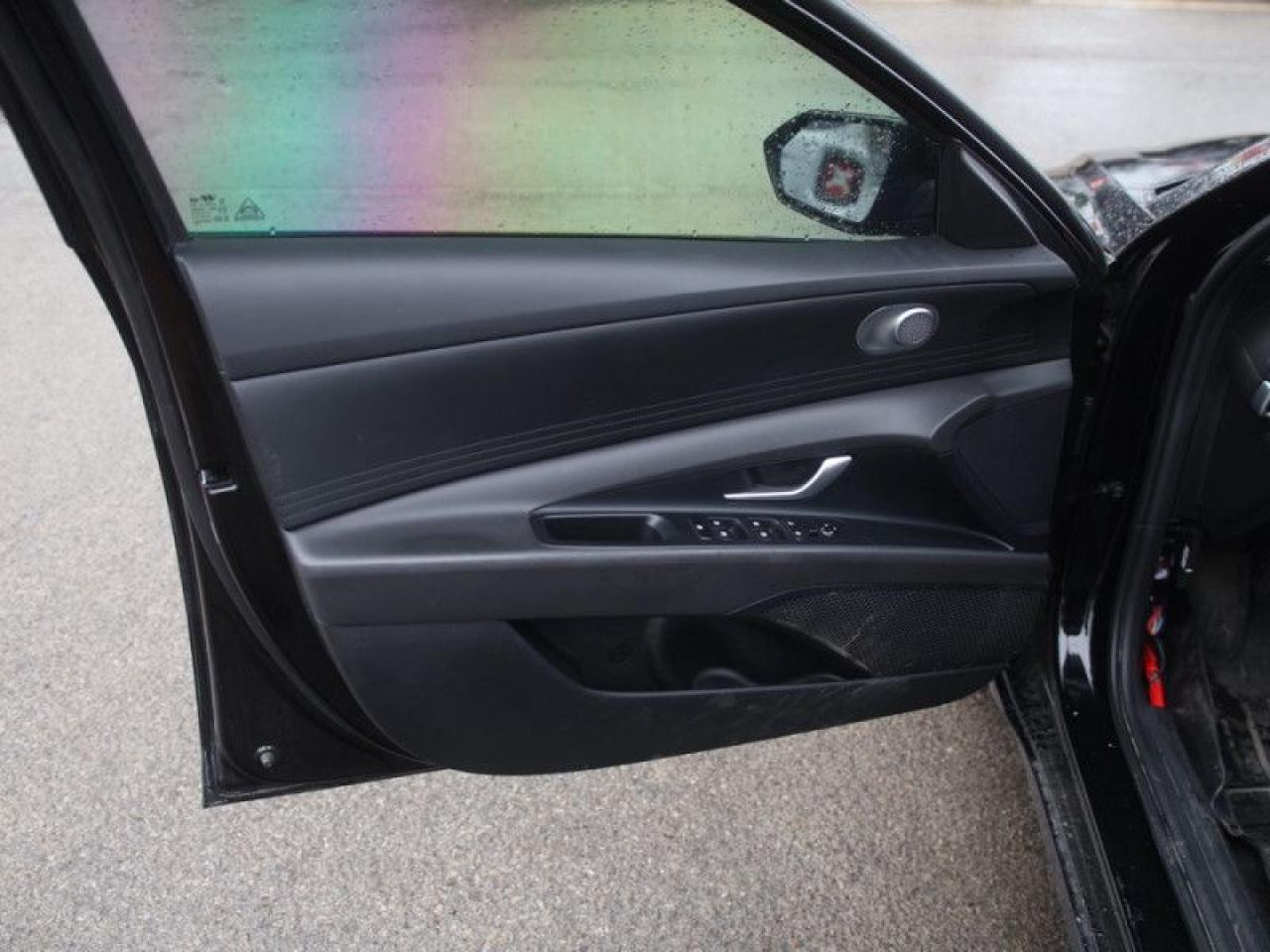2024 Hyundai Elantra Preferred IVT  **HTD SEATS - LANE ASSIST** Photo