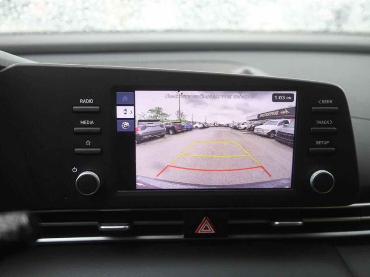 2024 Hyundai Elantra Preferred IVT  **HTD SEATS - LANE ASSIST** Photo
