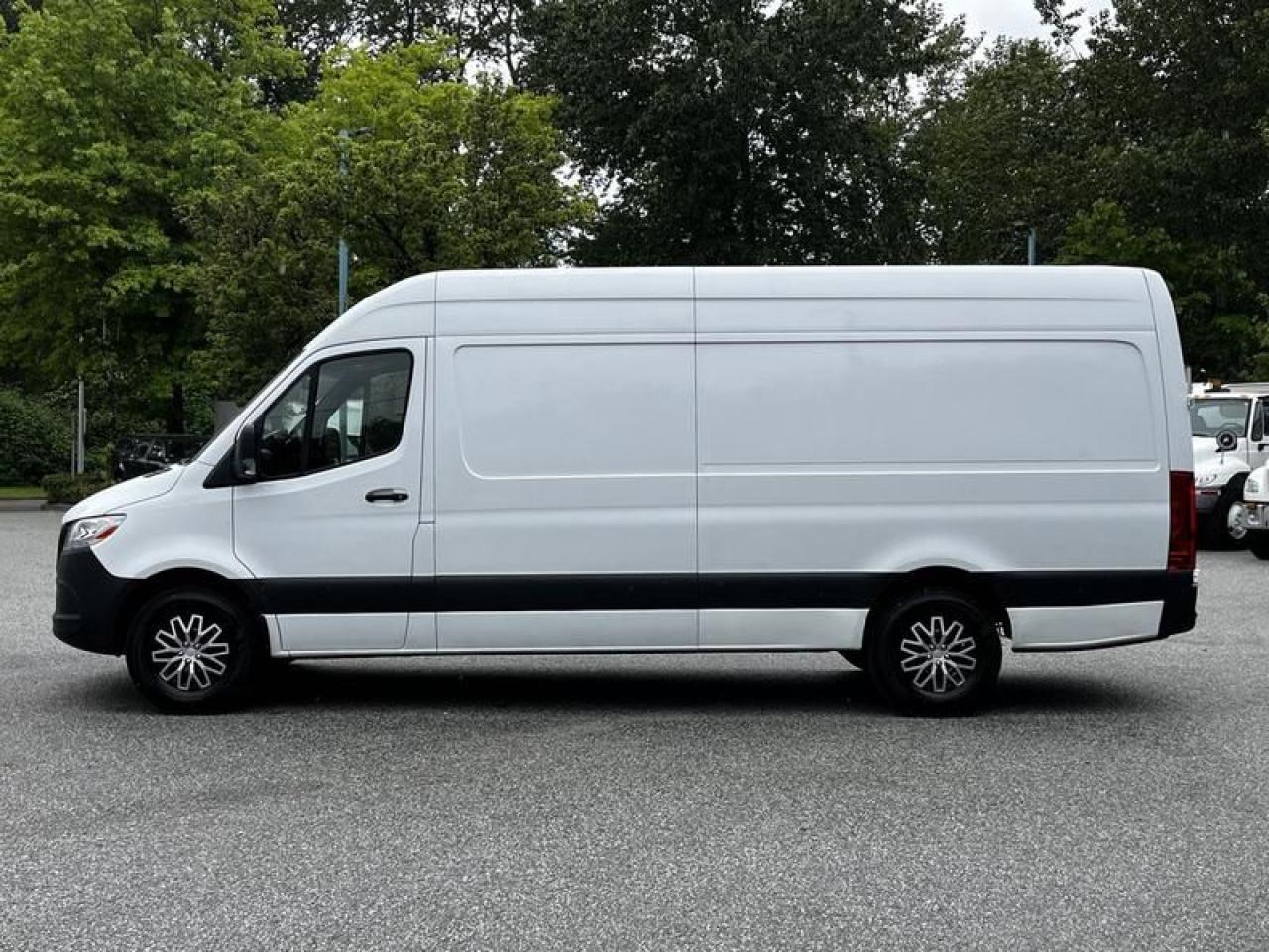 12537118