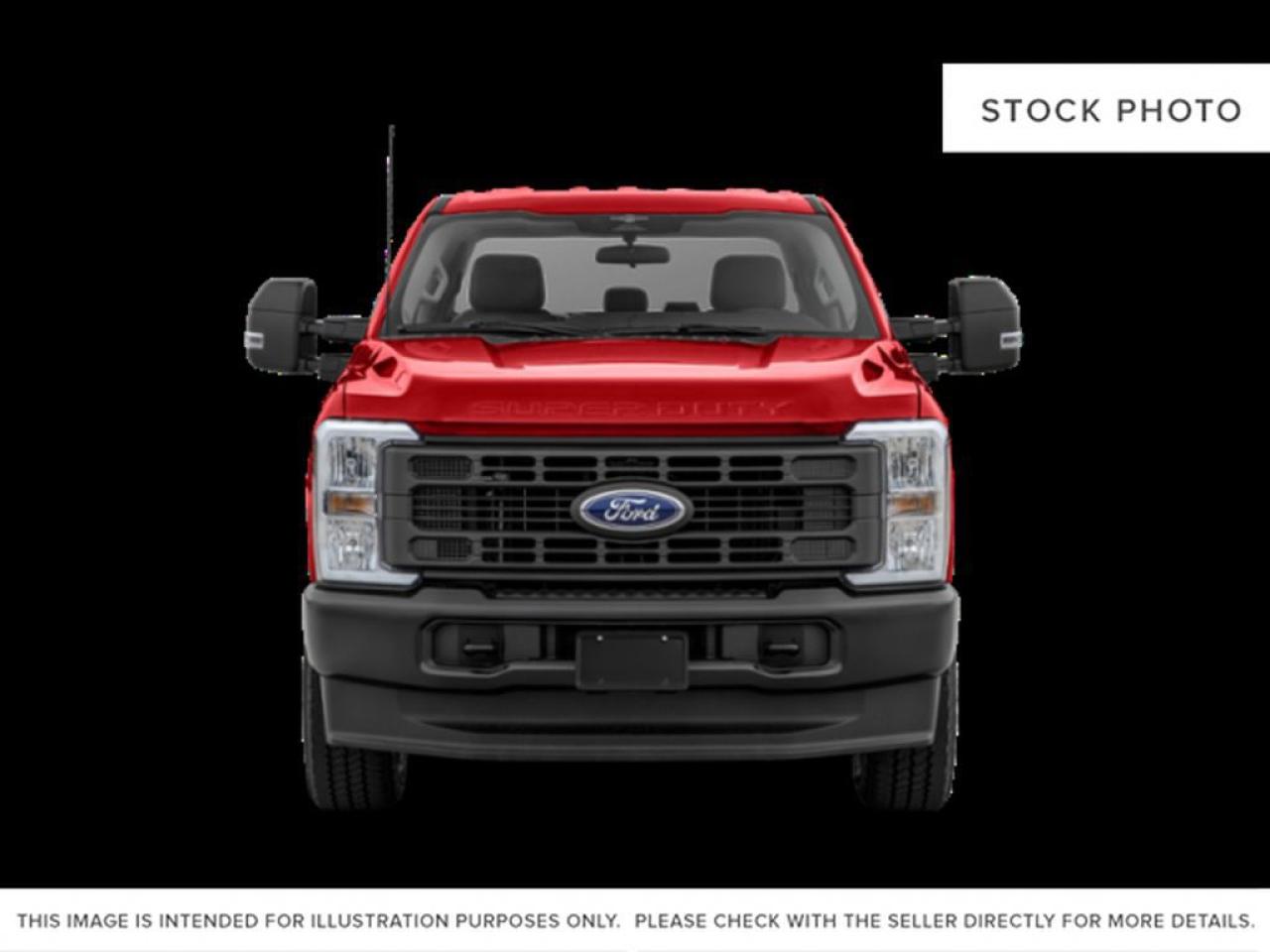 2025 Ford F-350 Super Duty DRW XLT Photo4