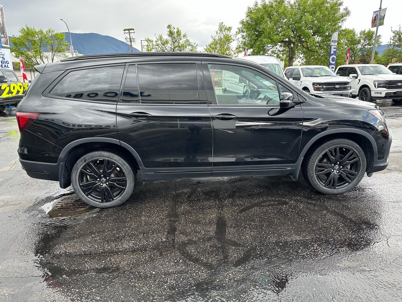 2019 Honda Pilot Black Edition Photo3