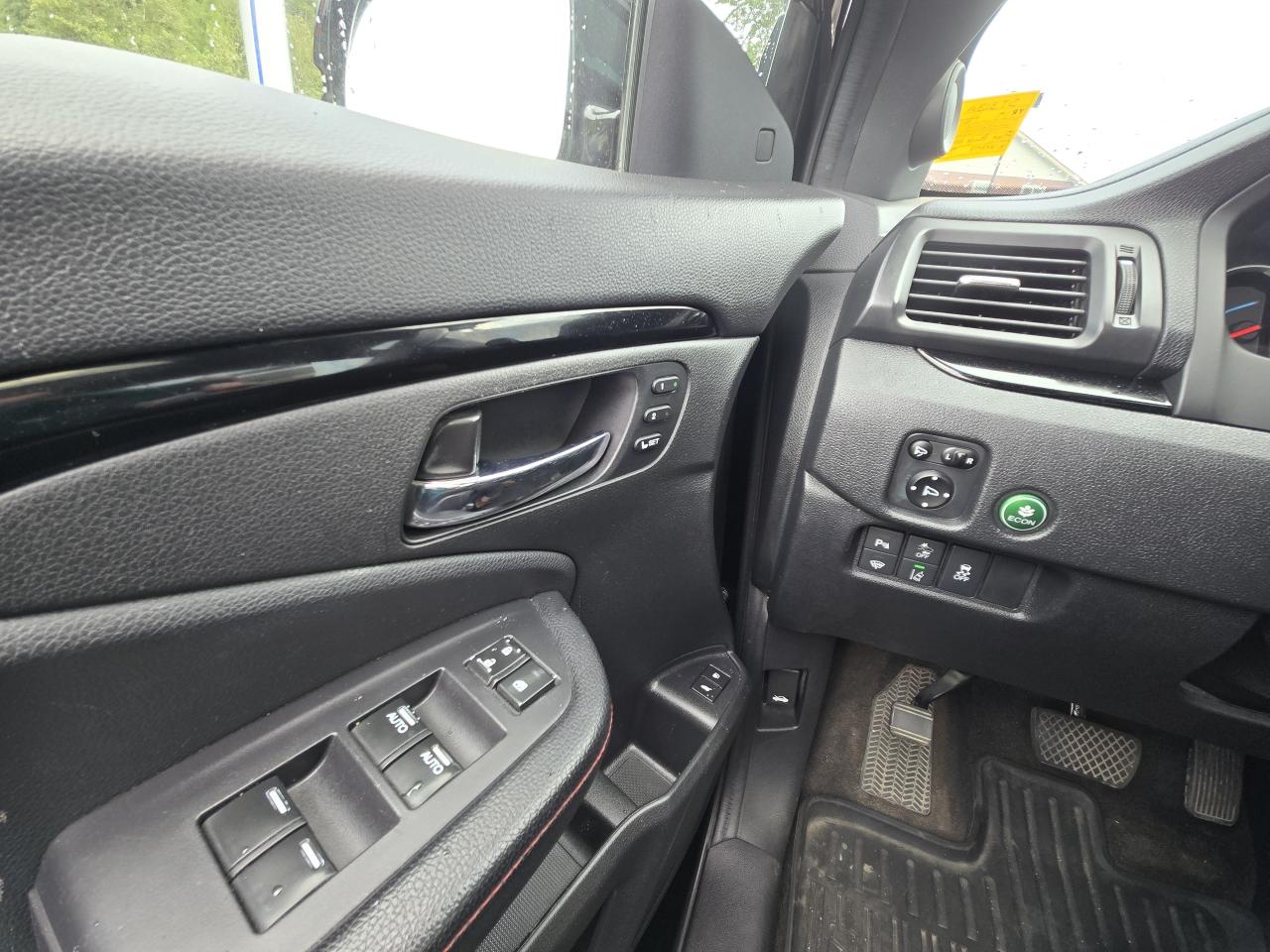 2019 Honda Pilot Black Edition Photo5