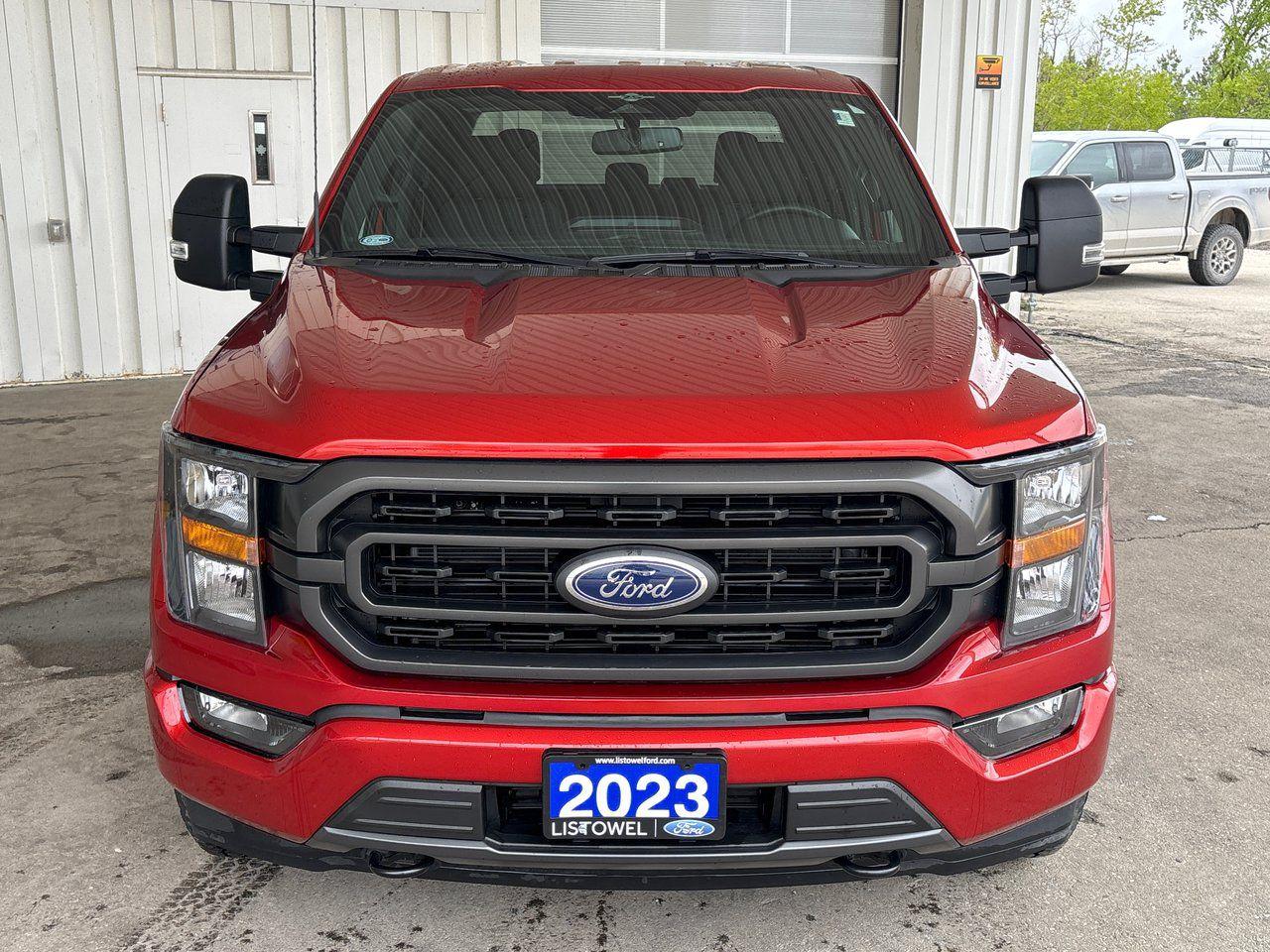 2023 Ford F-150 XLT - Photo #2