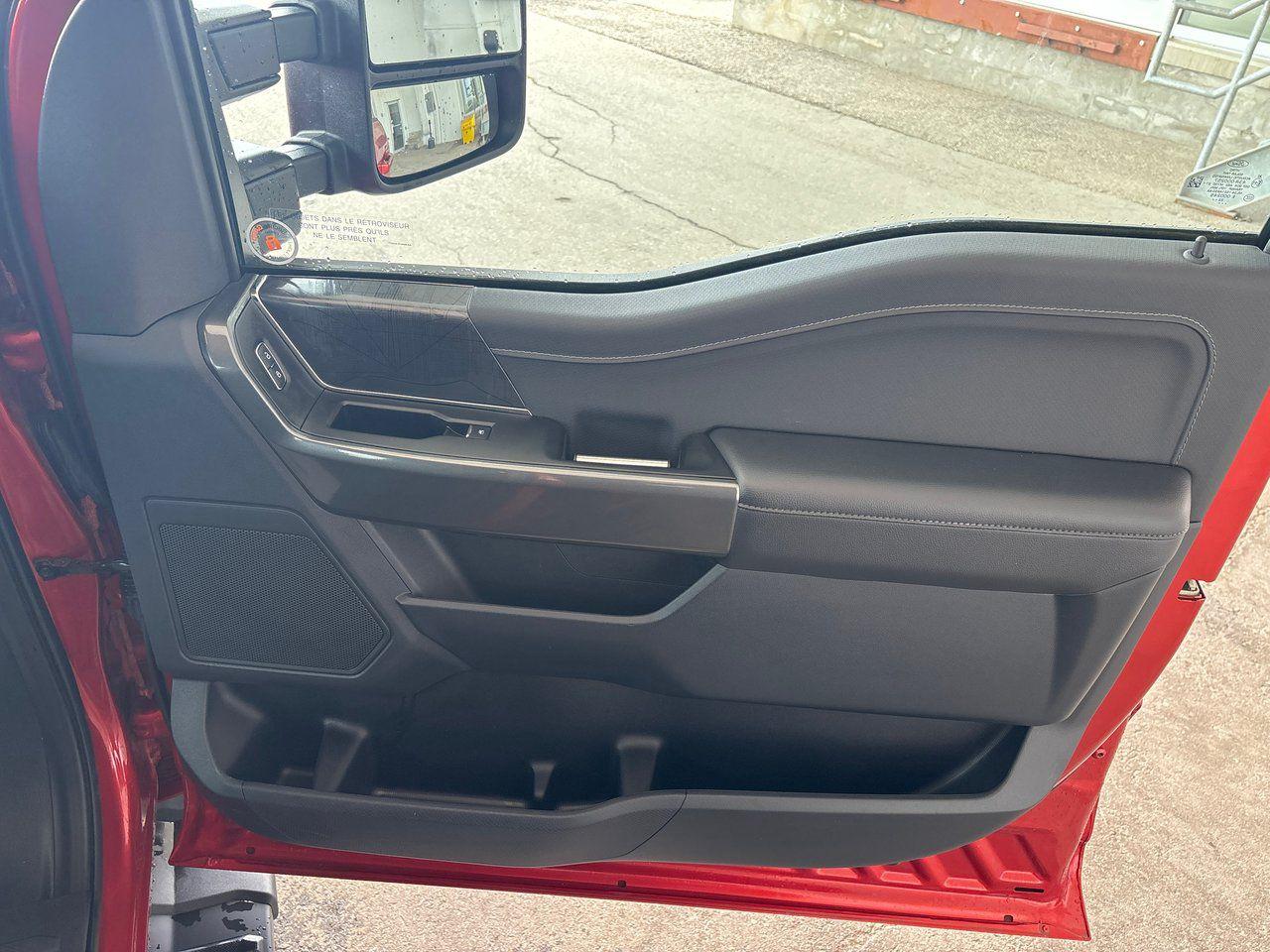 2023 Ford F-150 XLT - Photo #25
