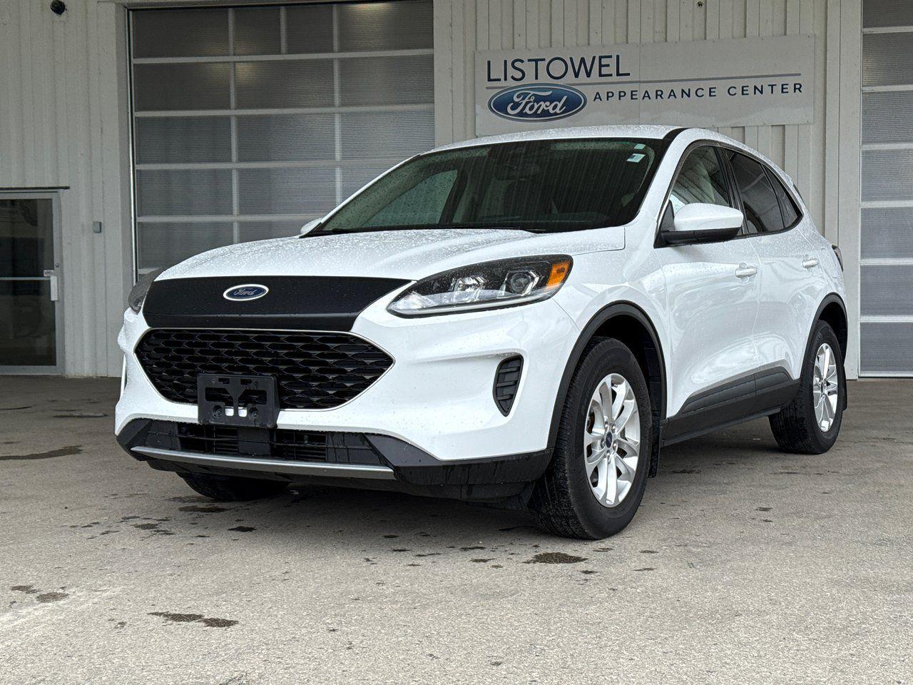 2020 Ford Escape SE - Photo #3