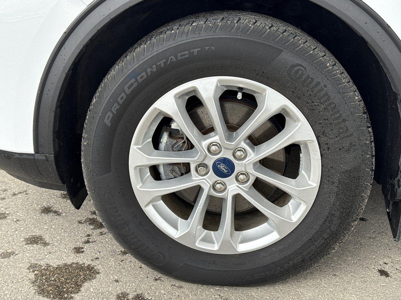 2020 Ford Escape SE - Photo #10