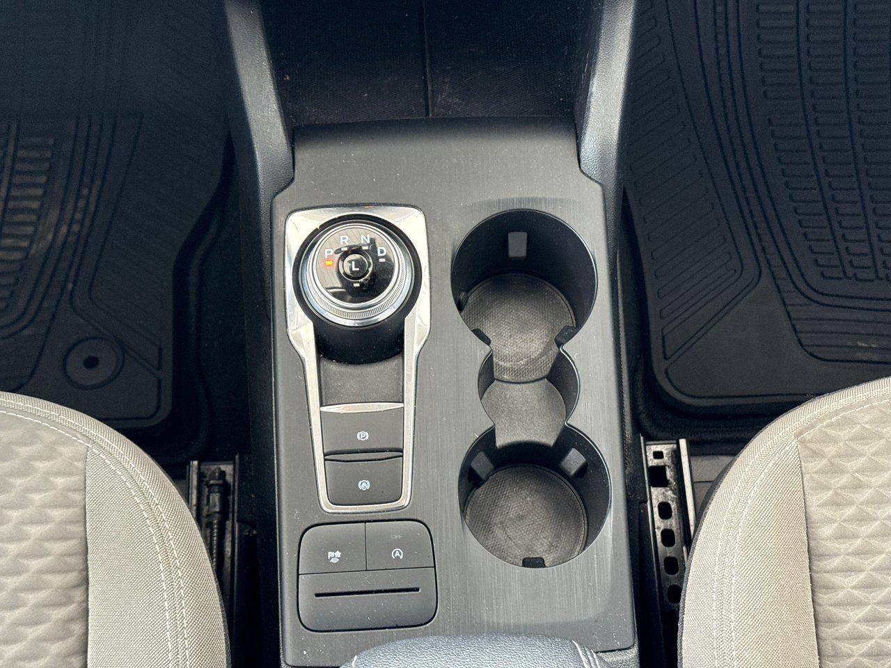 2020 Ford Escape SE - Photo #29