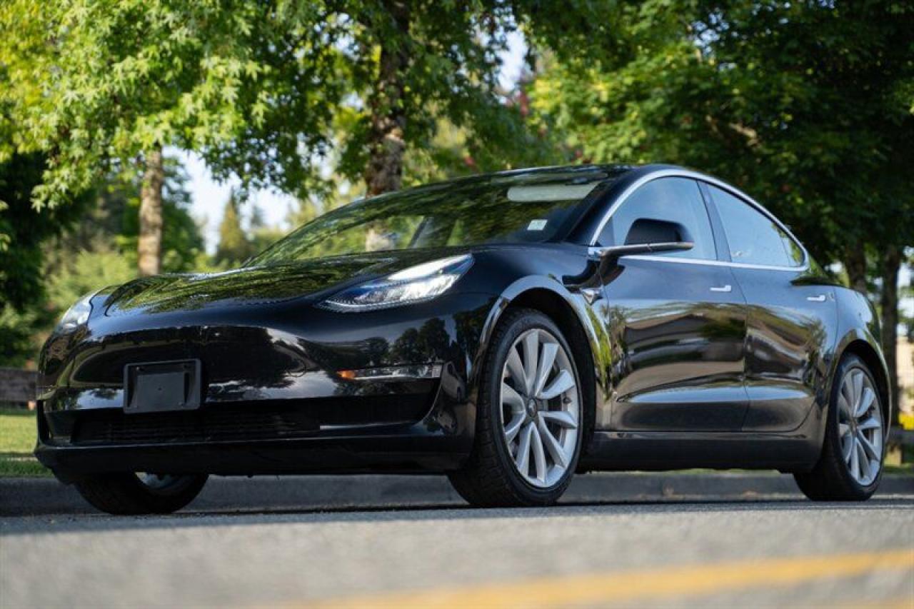 Used 2020 Tesla Model 3 Standard Range for sale in Surrey, BC
