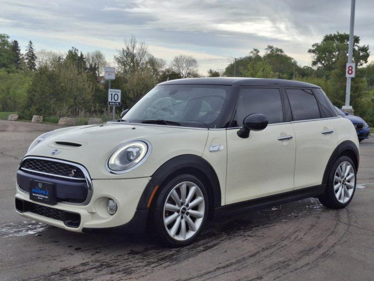 Used 2016 MINI Cooper Hardtop 5 Door S - Nav | Pano Sunroof | Leather | Auto | Heated Seats | New Tires | New Brakes | for sale in Guelph, ON
