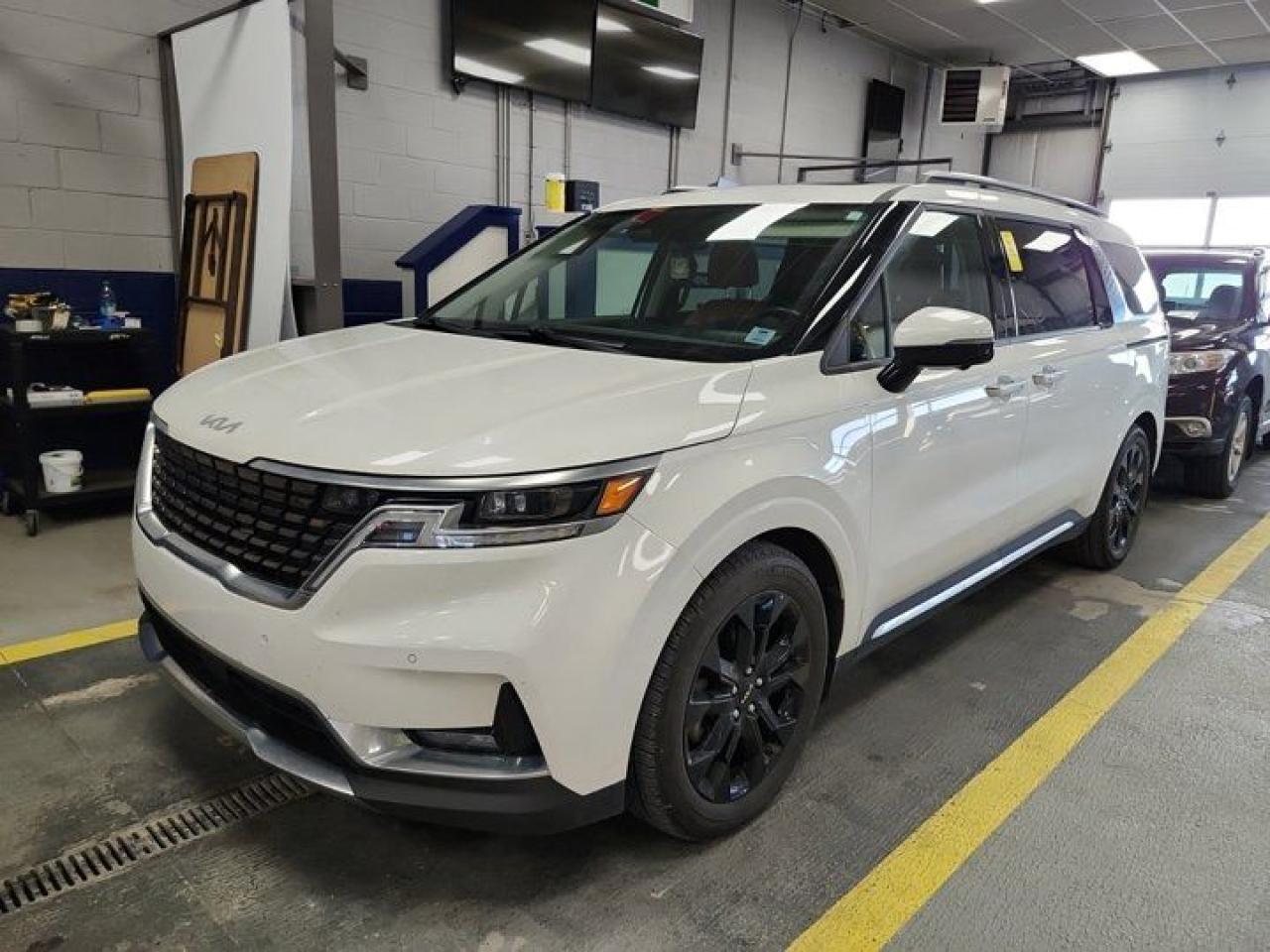 Used 2022 Kia Carnival SX | Leather | Sunroof | Nav | Apple CarPlay & Android Auto | Adaptive Cruise Control | Heated Seats for sale in Guelph, ON