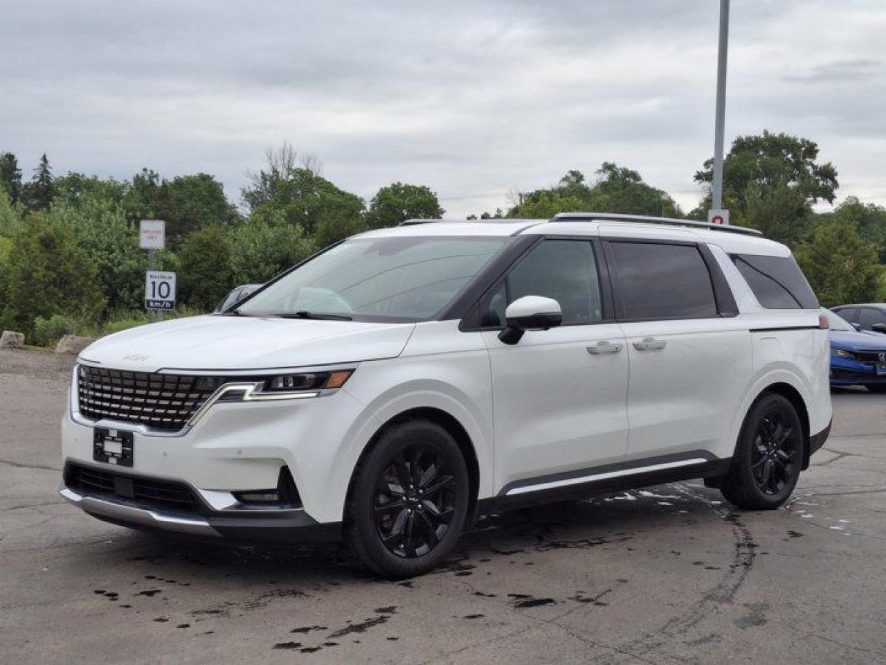 Used 2022 Kia Carnival SX | Leather | Sunroof | Nav | Apple CarPlay & Android Auto | Adaptive Cruise Control | Heated Seats for sale in Guelph, ON