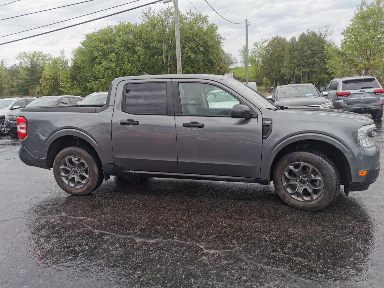 2022 Ford Maverick XLT - Photo #6