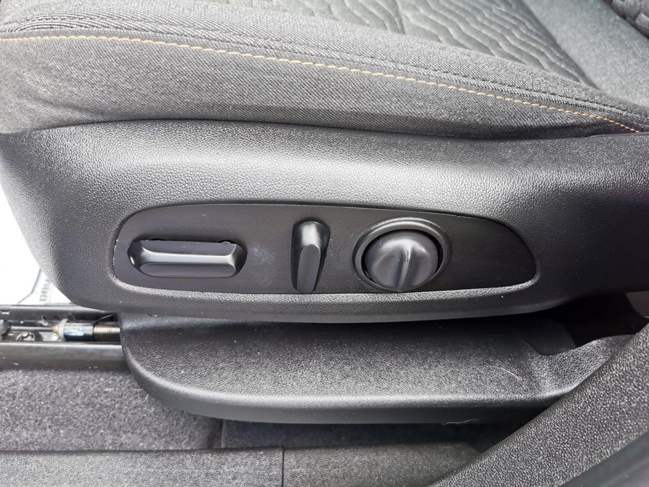 2020 Chevrolet Equinox  - Photo #12
