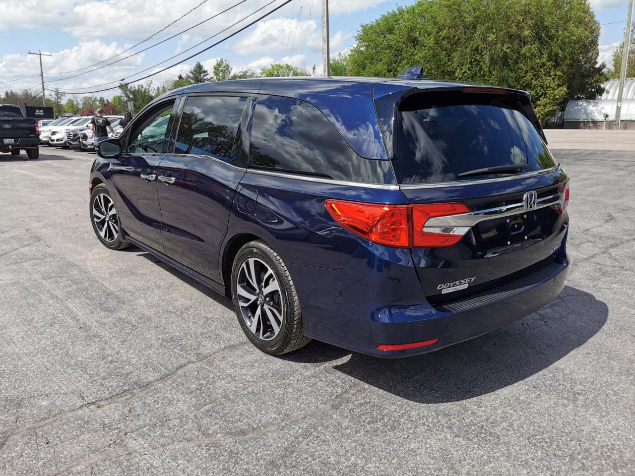 2018 Honda Odyssey Touring - Photo #7