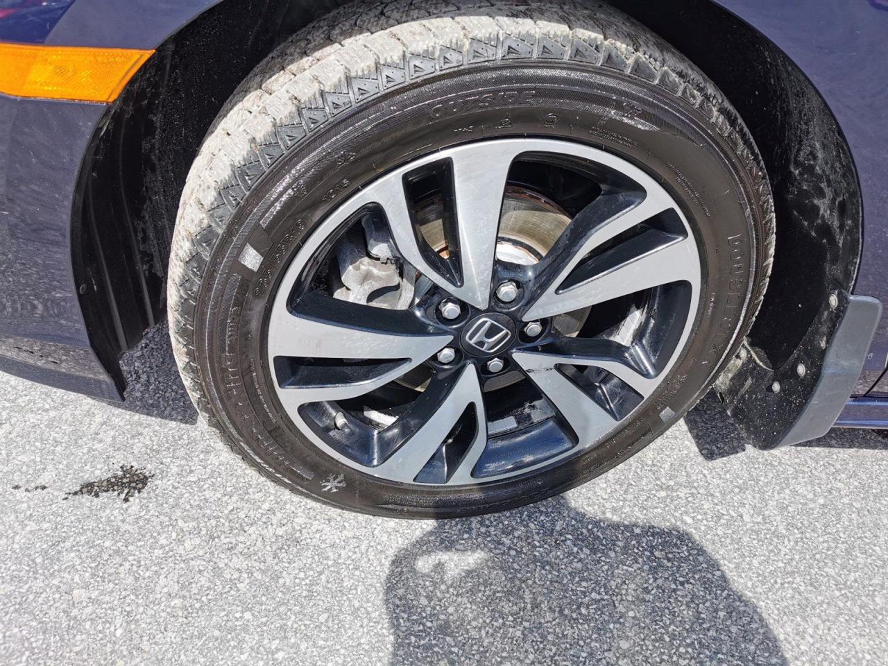 2018 Honda Odyssey Touring - Photo #9