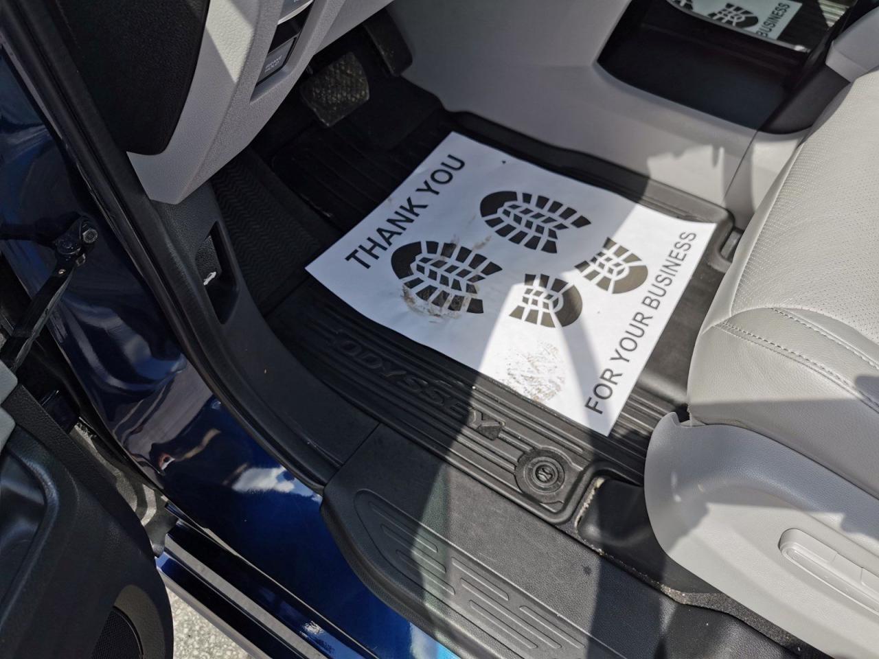 2018 Honda Odyssey Touring - Photo #14