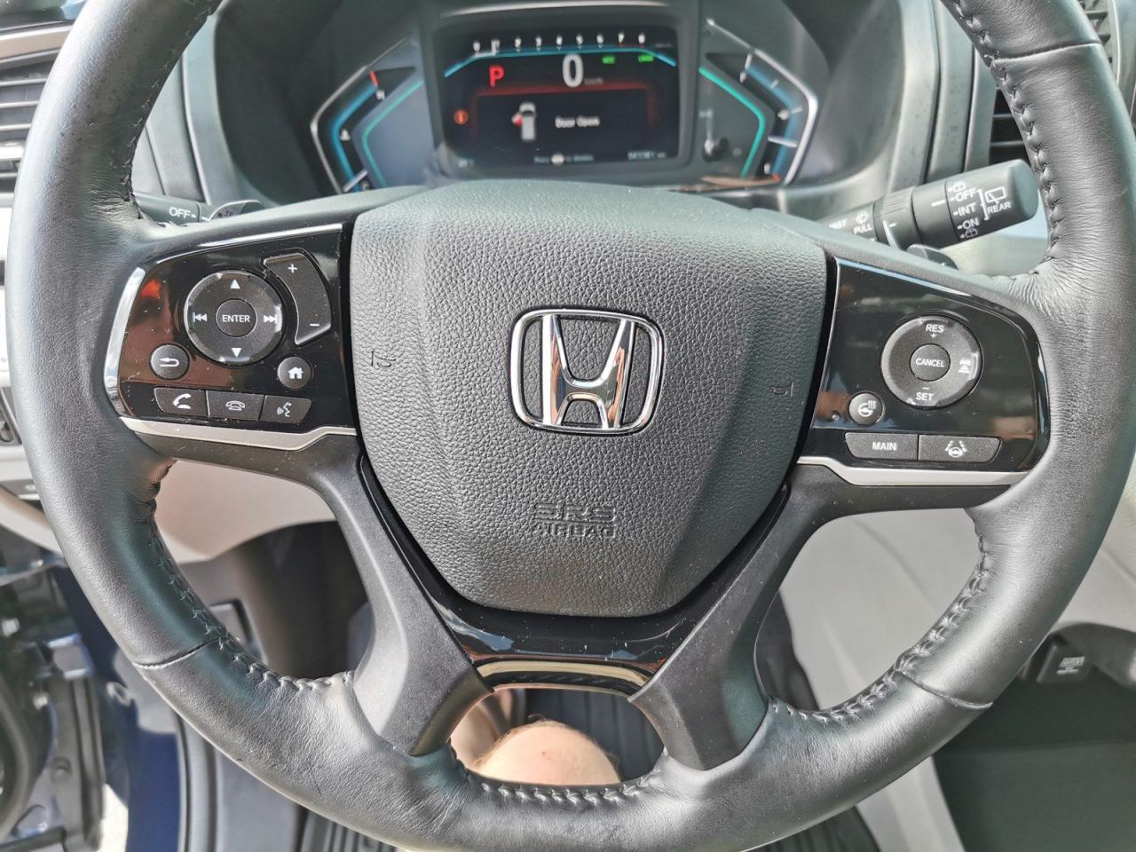 2018 Honda Odyssey Touring - Photo #17