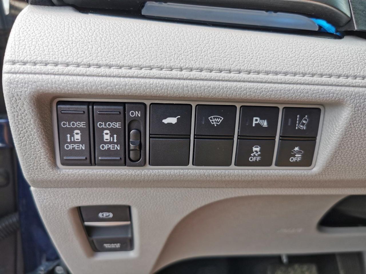 2018 Honda Odyssey Touring - Photo #20