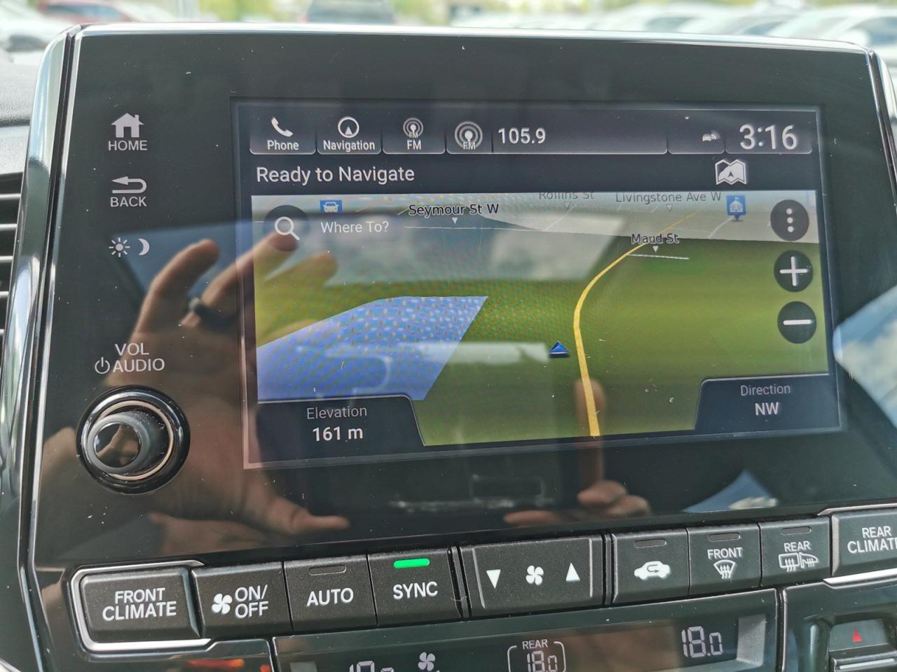 2018 Honda Odyssey Touring - Photo #24