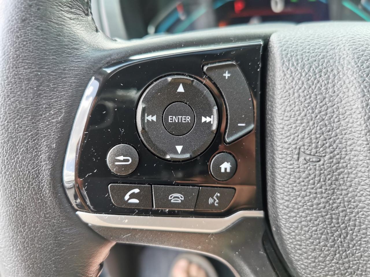 12537886