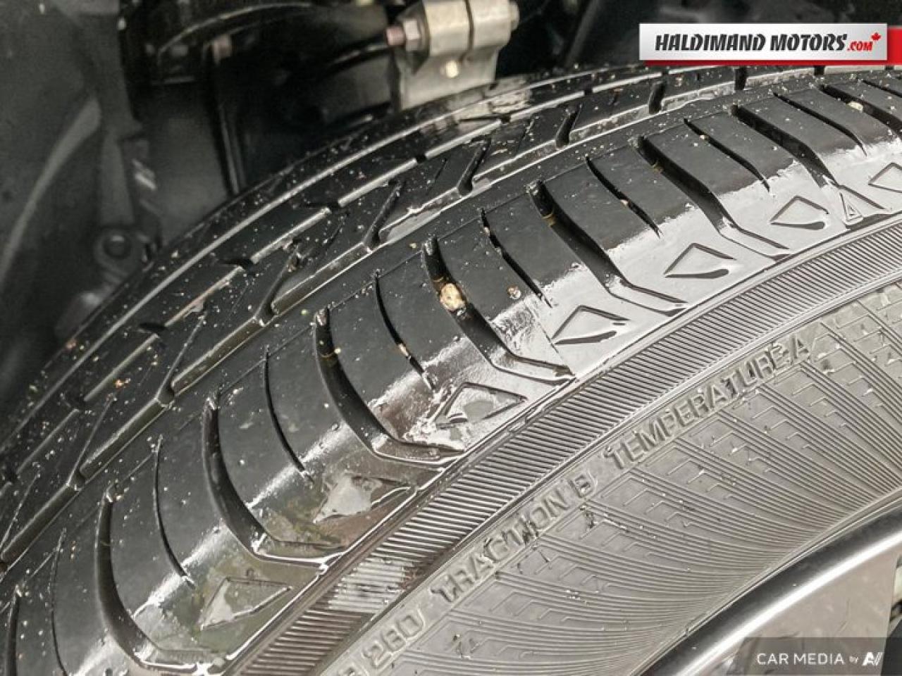 2025 Mazda CX-70 MHEV GS-L AWD | Leather | Sunroof | Heated Seats Photo