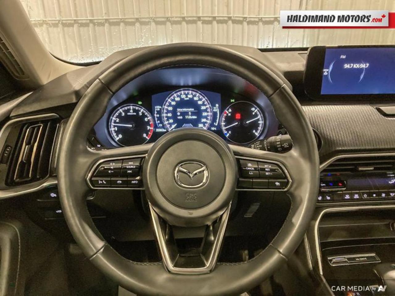2025 Mazda CX-70 MHEV GS-L AWD | Leather | Sunroof | Heated Seats Photo