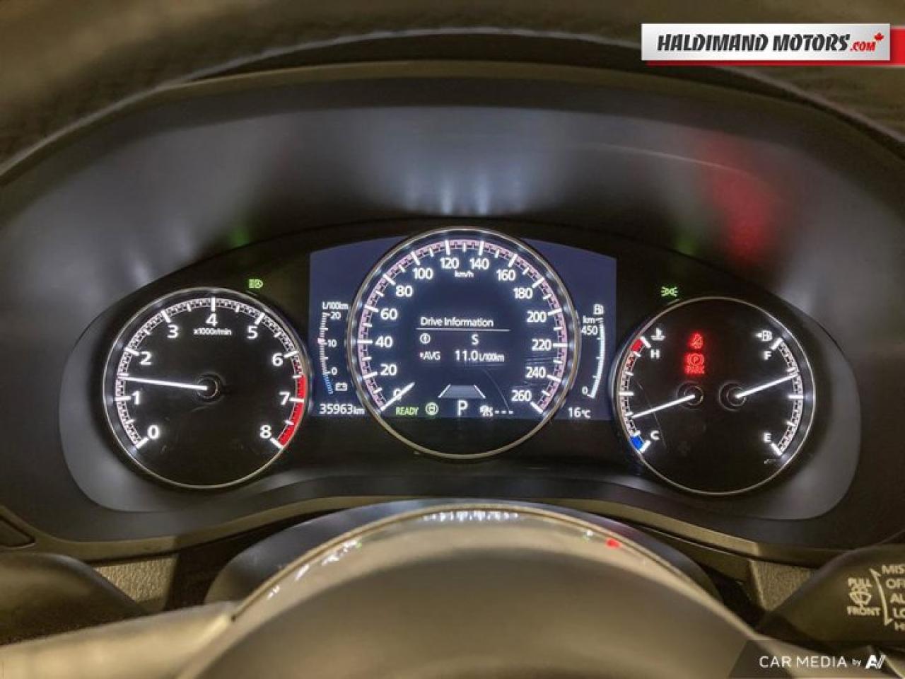 2025 Mazda CX-70 MHEV GS-L AWD | Leather | Sunroof | Heated Seats Photo