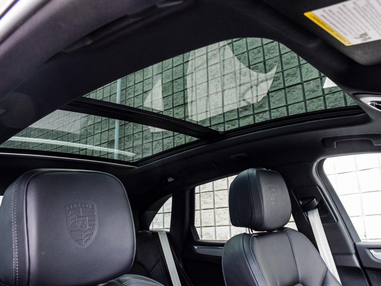 2024 Porsche Macan S Photo