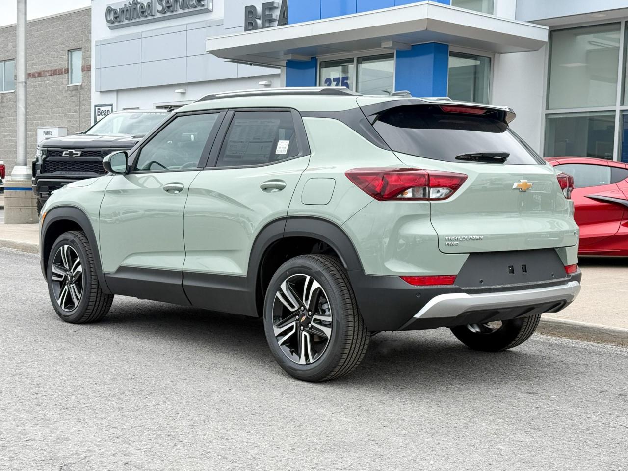 2025 Chevrolet TrailBlazer 1.3L TURBO ENGINE WITH REMOTE START/ENTRY, HEATED FRONT SEATS, HEATED STEERING WHEEL, POWER LIFTGATE & HD REAR VIEW CAMERA Photo2