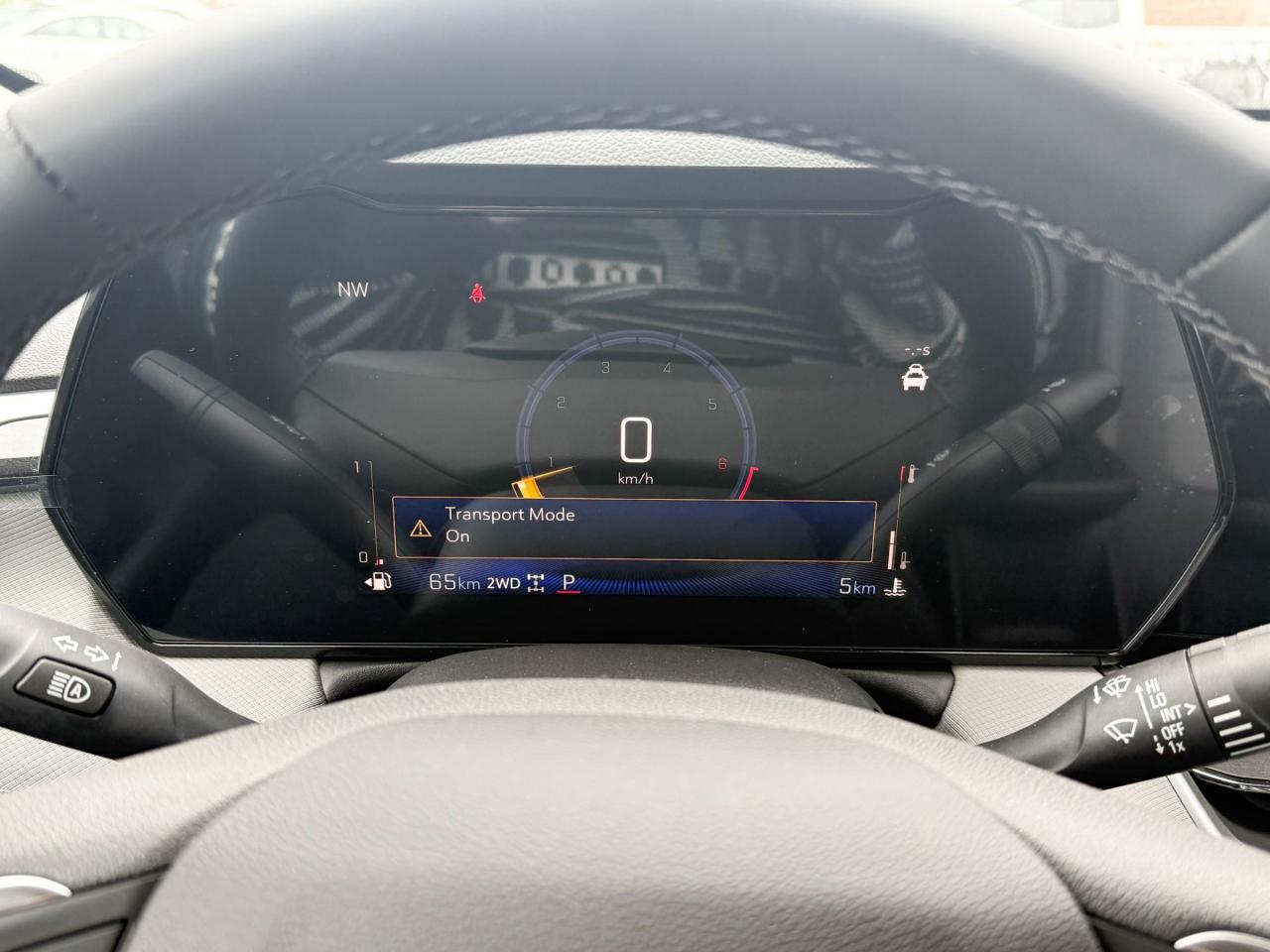 2025 Chevrolet TrailBlazer 1.3L TURBO ENGINE WITH REMOTE START/ENTRY, HEATED FRONT SEATS, HEATED STEERING WHEEL, POWER LIFTGATE & HD REAR VIEW CAMERA Photo