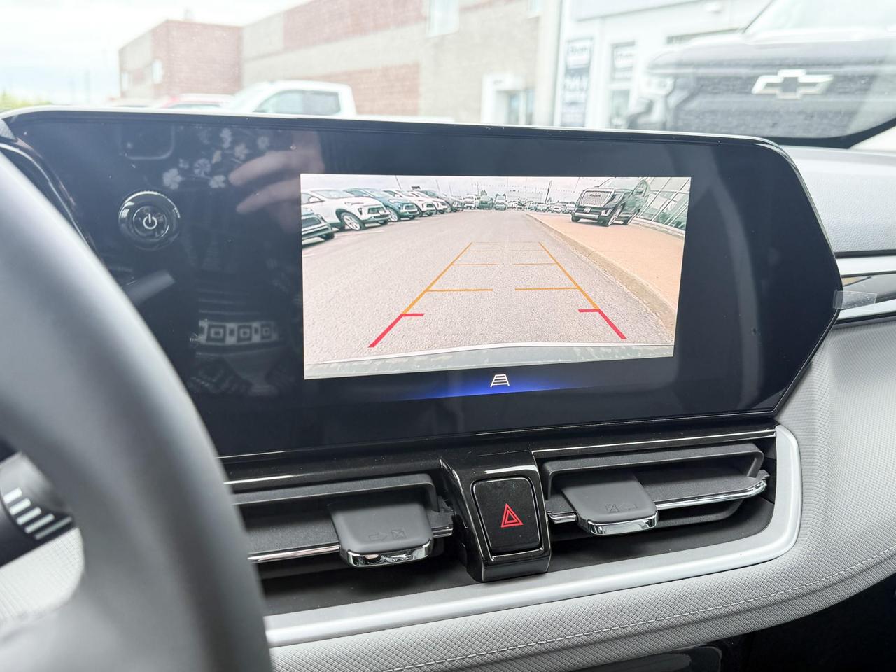 2025 Chevrolet TrailBlazer 1.3L TURBO ENGINE WITH REMOTE START/ENTRY, HEATED FRONT SEATS, HEATED STEERING WHEEL, POWER LIFTGATE & HD REAR VIEW CAMERA Photo
