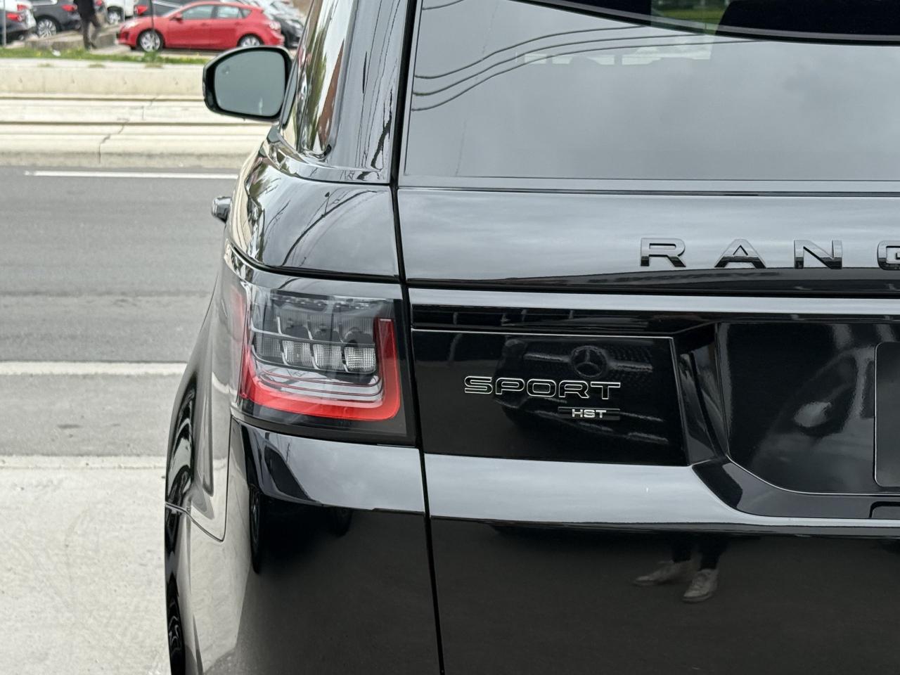2021 Land Rover Range Rover Sport HST | MERIDIAN | PANO | LOADED - Photo #12