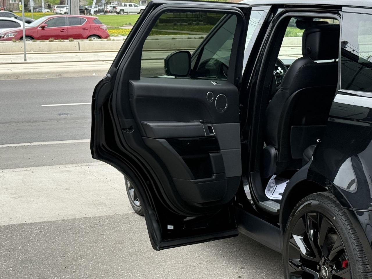 2021 Land Rover Range Rover Sport HST | MERIDIAN | PANO | LOADED - Photo #36