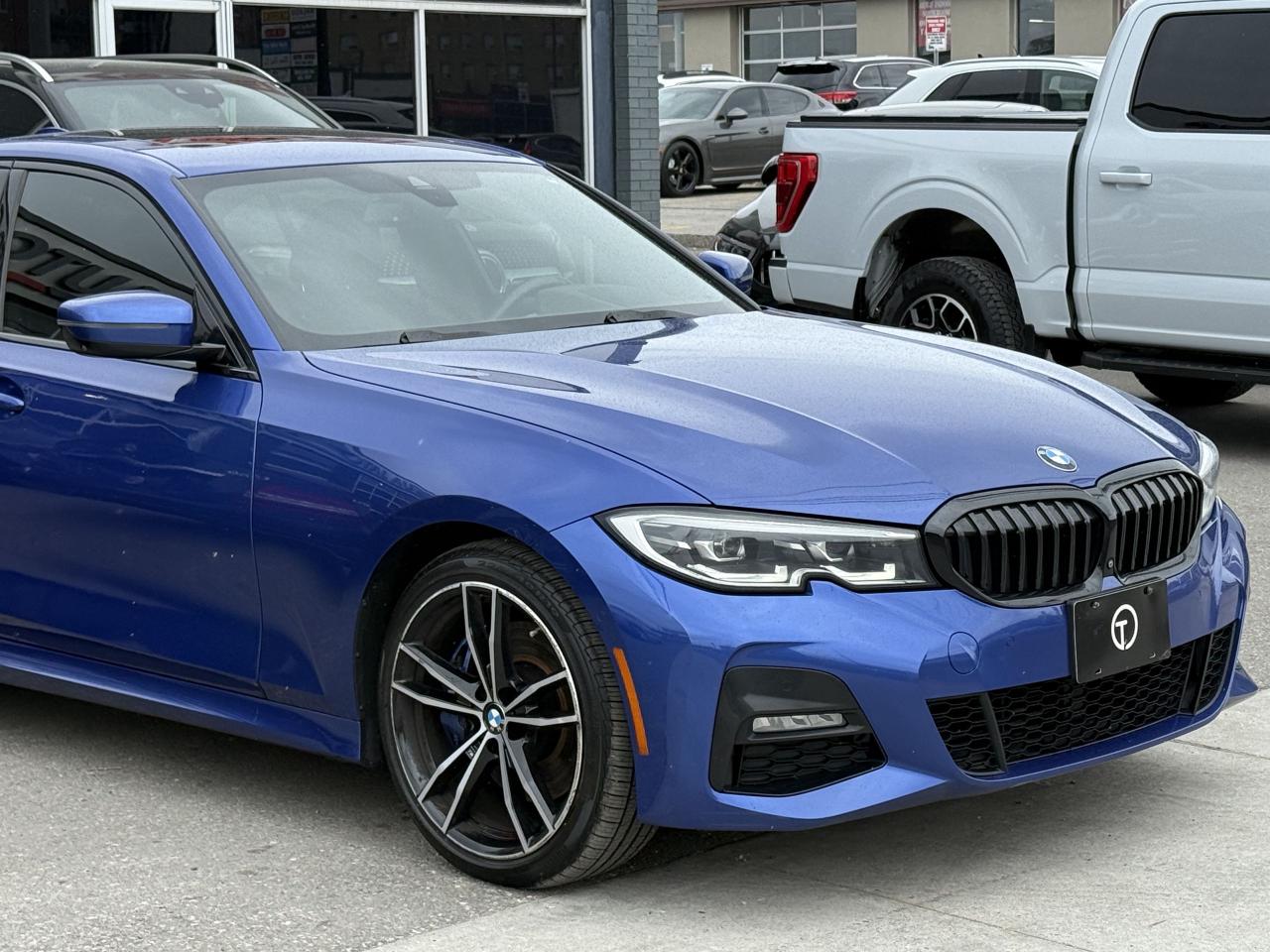 2021 BMW 3 Series 330i //M SPORT | SUNROOF | LOADED - Photo #8