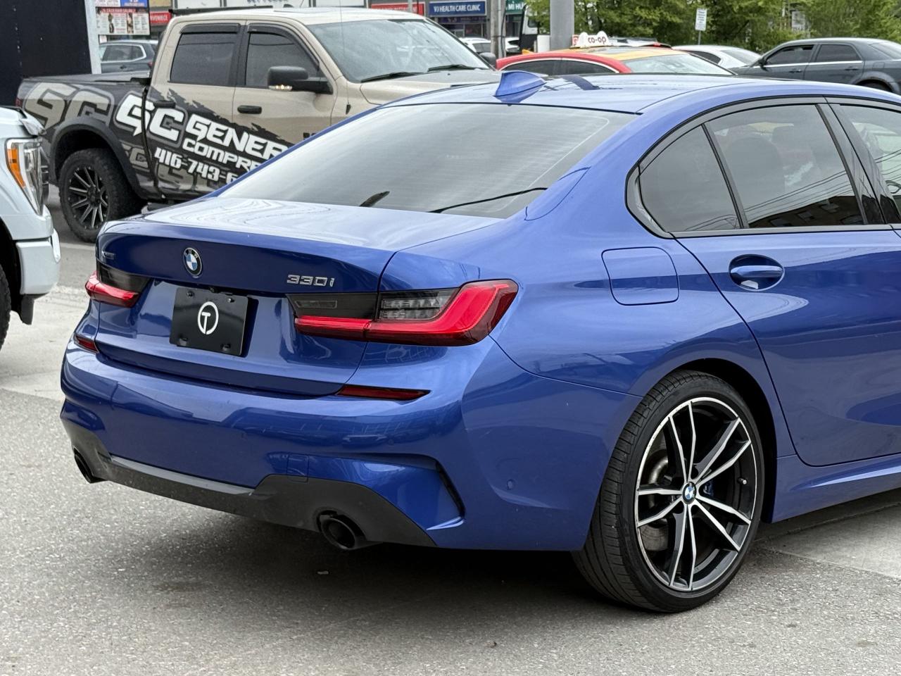 2021 BMW 3 Series 330i //M SPORT | SUNROOF | LOADED - Photo #9