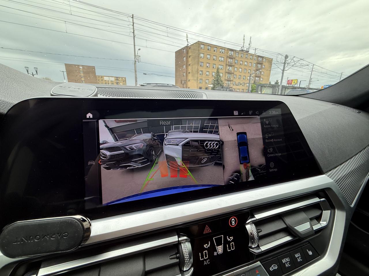 2021 BMW 3 Series 330i //M SPORT | SUNROOF | LOADED - Photo #38