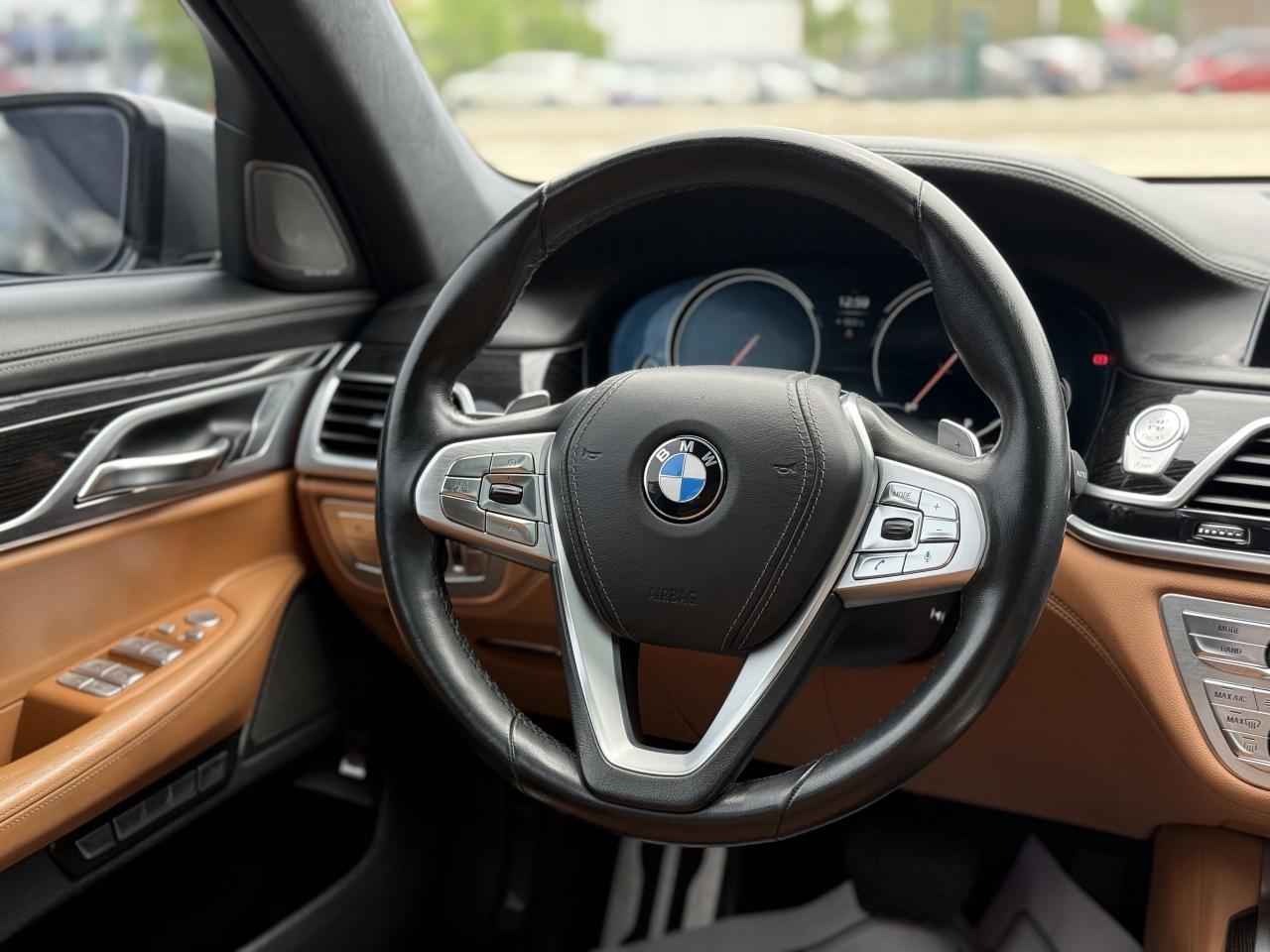 2016 BMW 7 Series 750i | PREMIUM | COGNAC LEATHER | PANO | LOADED - Photo #19
