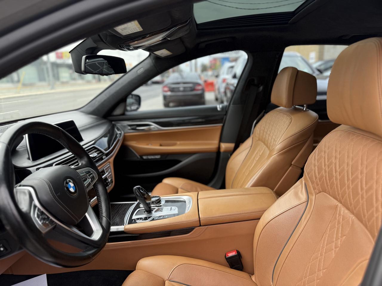 2016 BMW 7 Series 750i | PREMIUM | COGNAC LEATHER | PANO | LOADED - Photo #26