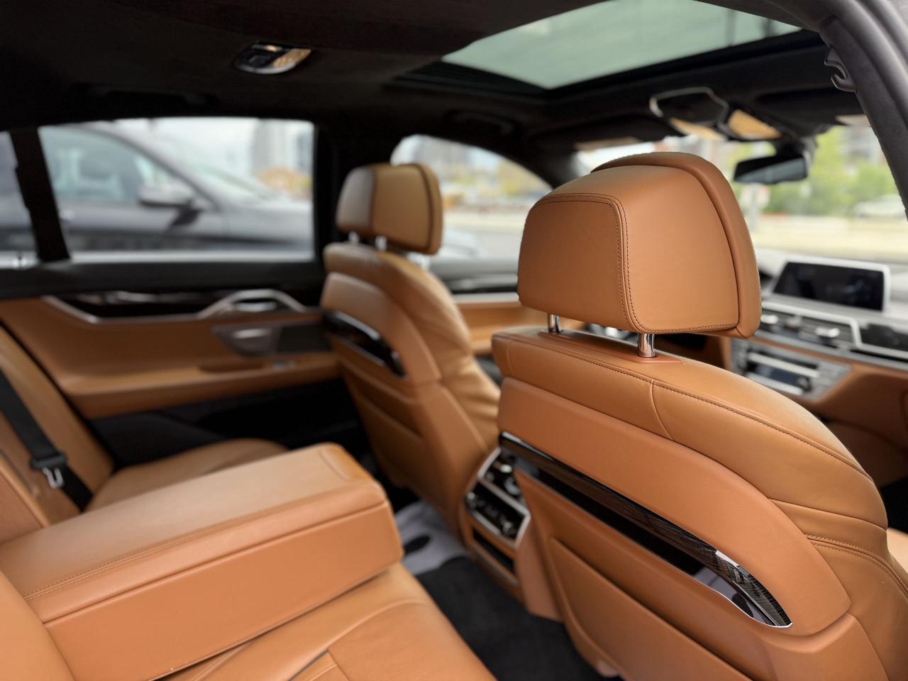 2016 BMW 7 Series 750i | PREMIUM | COGNAC LEATHER | PANO | LOADED - Photo #33