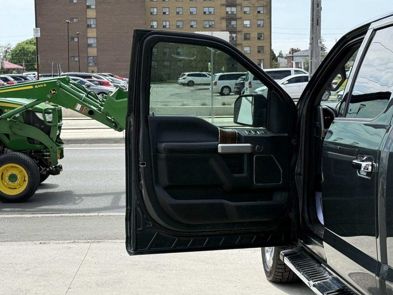 2018 Ford F-150 LARIAT | BANG & OLUFSEN | PANO | LOADED - Photo #15