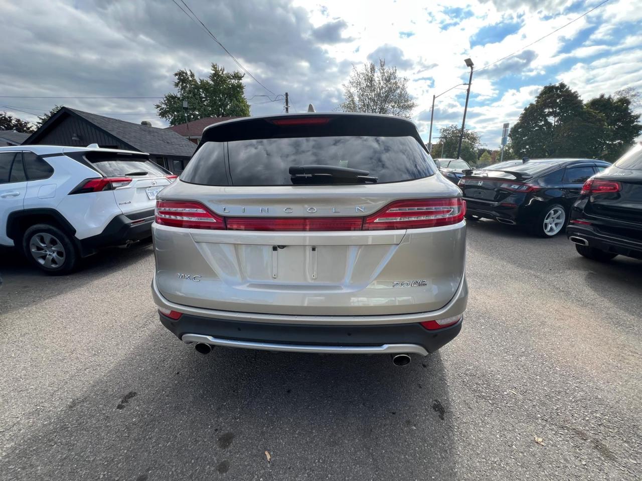 2015 Lincoln MKC  Photo3