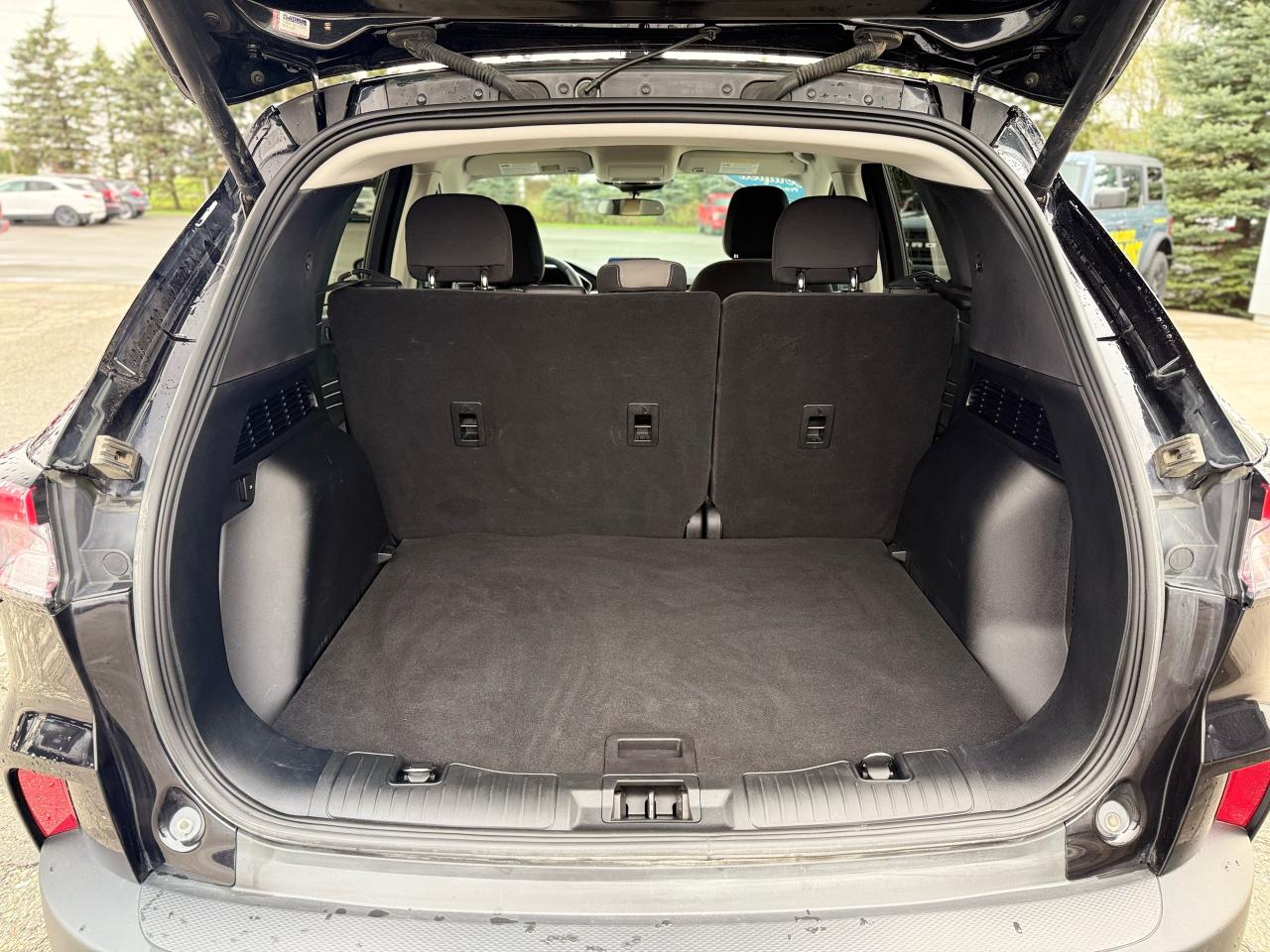 2022 Ford Escape  Photo5