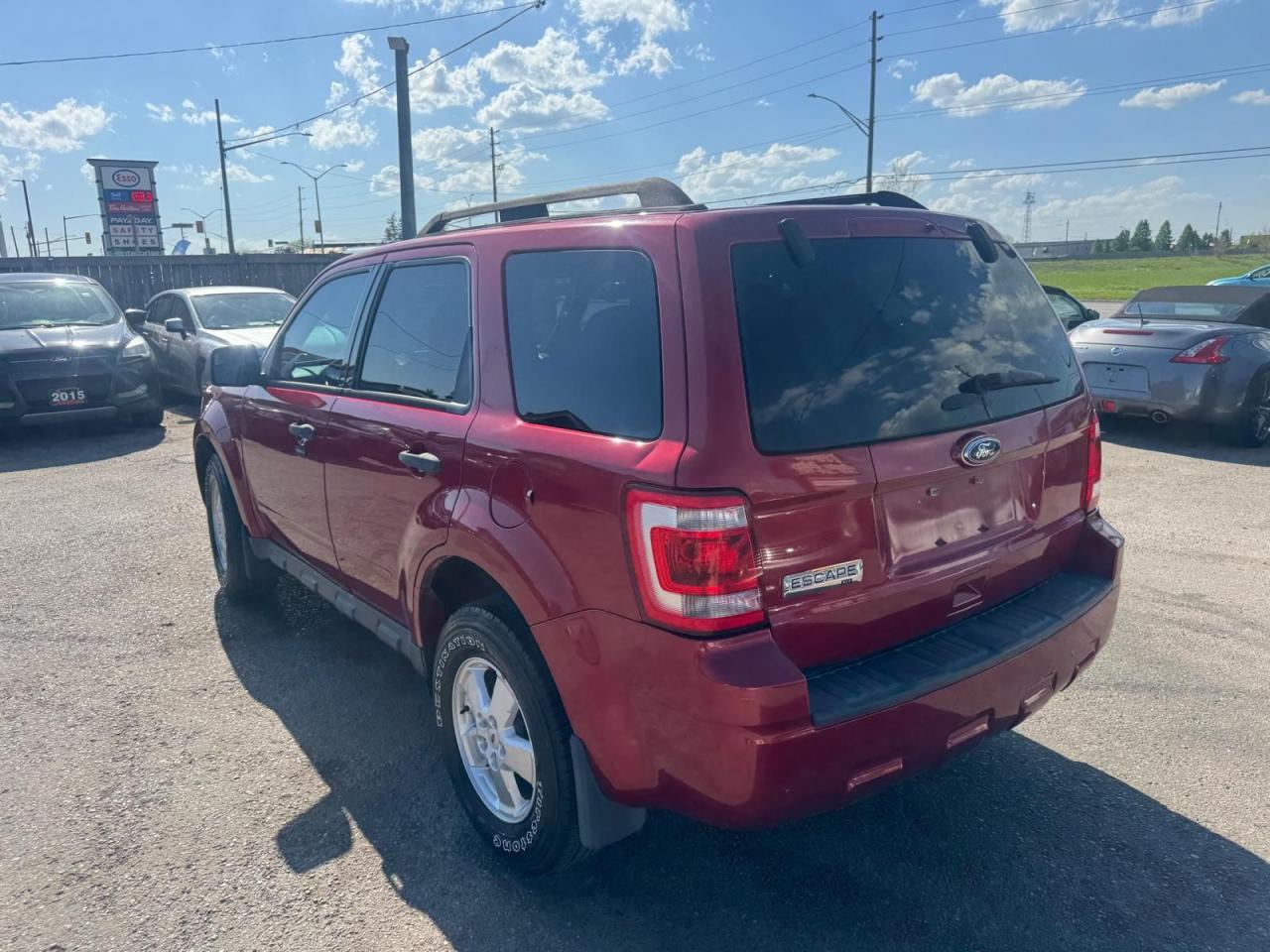 2012 Ford Escape XLT, LOW KMS, ONLY 59,000KMS, AUTO, ALLOYS, CERT - Photo #3